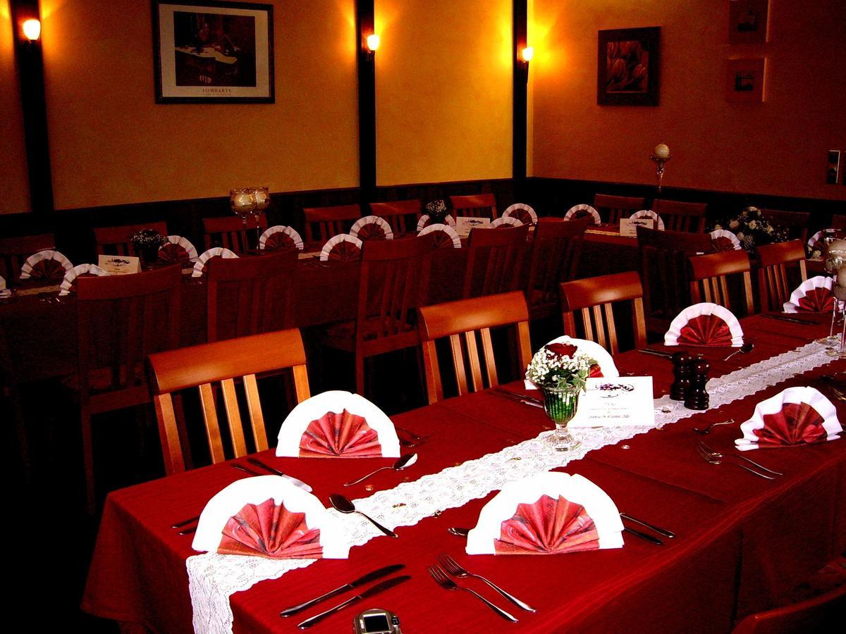 Hotel-Restaurant Zum Stern Baumholder Esterno foto