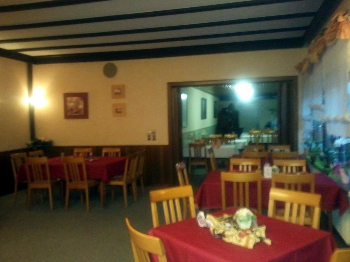 Hotel-Restaurant Zum Stern Baumholder Esterno foto